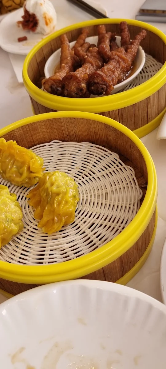 steamed or fried dim sims siu mai 3pcs 烧麦蒸或炸3个